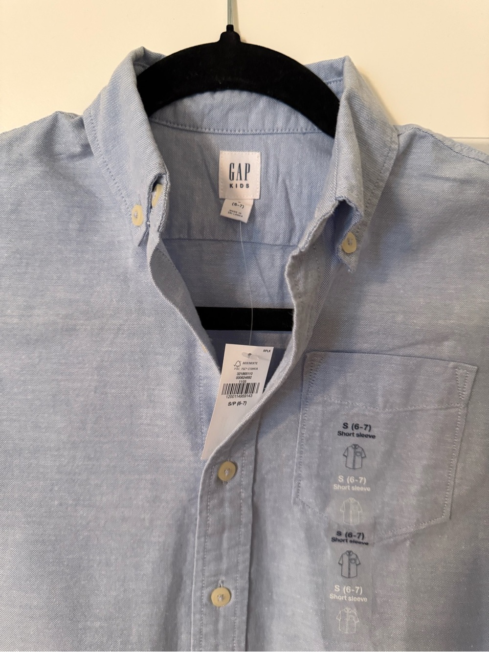 Classic GAP Boys Denim 100% Cotton Button-Up Shirt: Small (6-7) - Picture 3 of 9